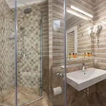 Marina White Sands Hotel 3*